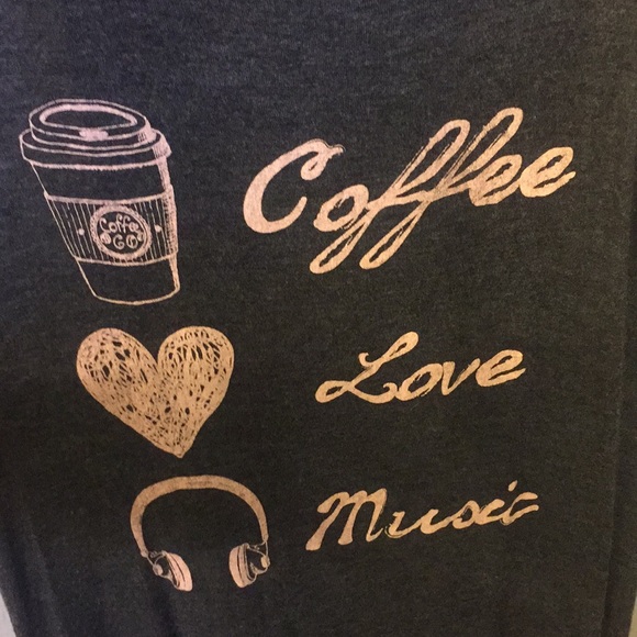 💙BUY 2 GET 1 FREE💙 Cute tank - Picture 5 of 5